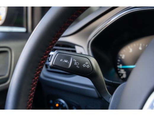 Ford Focus 1.0 EcoBoost Hybrid ST Line 155pk | Stuur/stoel/voorruit verwarming | Apple Carplay/Android Auto ... ActivLease financial lease