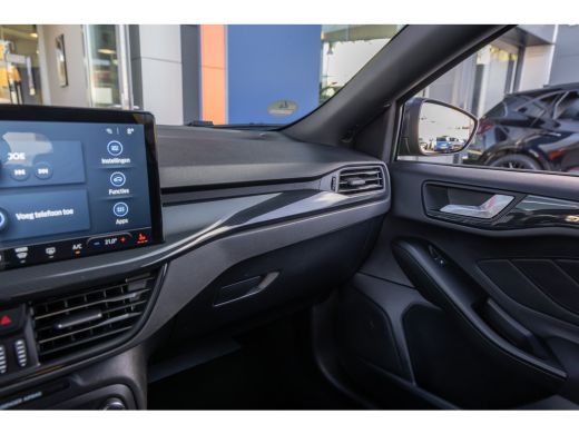 Ford Focus 1.0 EcoBoost Hybrid ST Line 155pk | Stuur/stoel/voorruit verwarming | Apple Carplay/Android Auto ... ActivLease financial lease
