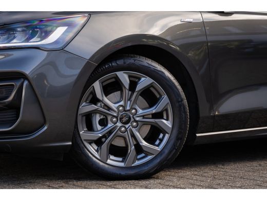 Ford Focus 1.0 EcoBoost Hybrid ST Line 155pk | Stuur/stoel/voorruit verwarming | Apple Carplay/Android Auto ... ActivLease financial lease