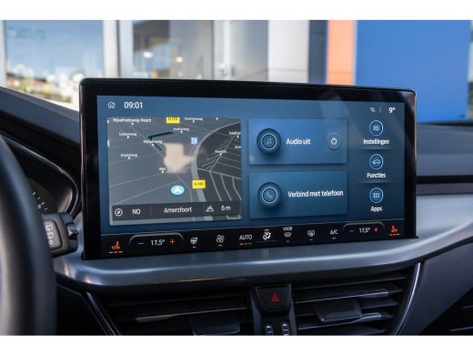 Ford Focus 1.0 EcoBoost Hybrid Titanium 155pk | Trekhaak | Apple Carplay/Android Auto | Adaptief Cruise | St... ActivLease financial lease