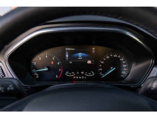 Ford Focus 1.0 EcoBoost Hybrid Titanium 155pk | Trekhaak | Stoel/stuur/voorruit verwarming | Camera | Apple ... ActivLease financial lease