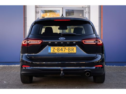 Ford Focus 1.0 EcoBoost Hybrid Titanium 155pk | Trekhaak | Stoel/stuur/voorruit verwarming | Camera | Apple ... ActivLease financial lease