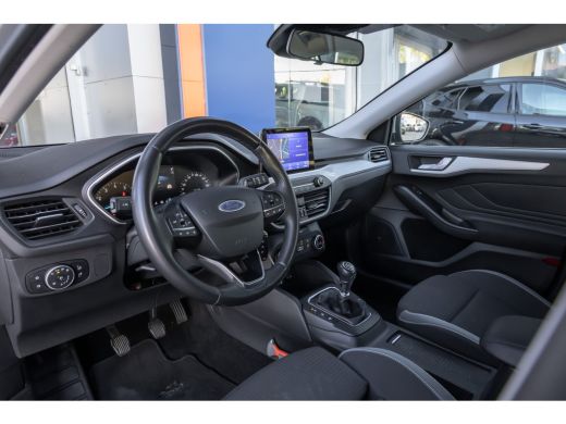 Ford Focus 1.0 EcoBoost Hybrid Trend Edition Business | Trekhaak | AGR stooel | Camera | Apple Carplay/Andro... ActivLease financial lease