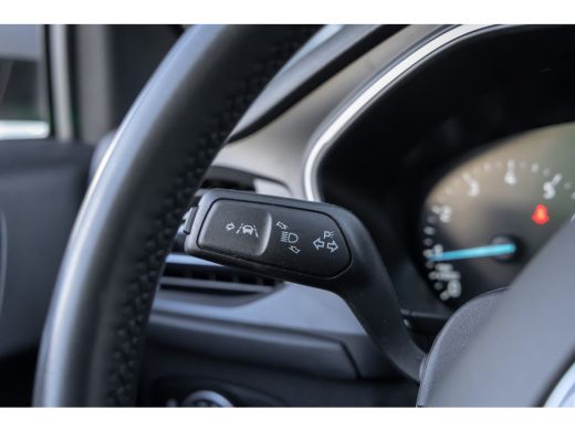 Ford Focus 1.0 EcoBoost Hybrid Trend Edition Business | Trekhaak | AGR stooel | Camera | Apple Carplay/Andro... ActivLease financial lease