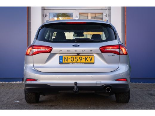 Ford Focus 1.0 EcoBoost Hybrid Trend Edition Business | Trekhaak | AGR stooel | Camera | Apple Carplay/Andro... ActivLease financial lease
