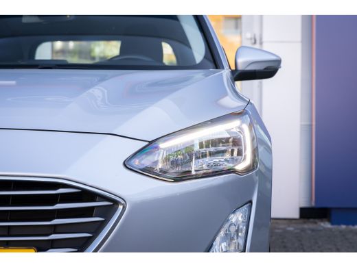 Ford Focus 1.0 EcoBoost Hybrid Trend Edition Business | Trekhaak | AGR stooel | Camera | Apple Carplay/Andro... ActivLease financial lease