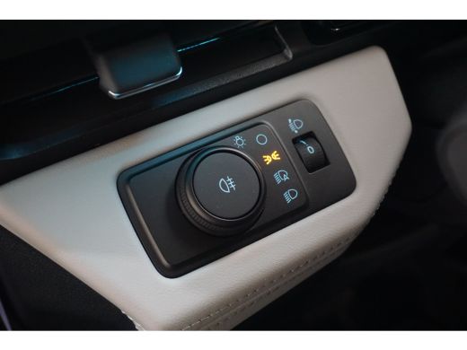 Ford Puma Gen-E 44 kWh | Winter Pakket | Comfort Pakket | DAB ontvanger | Elektrisch bedienbare achterklep | Navi... ActivLease financial lease