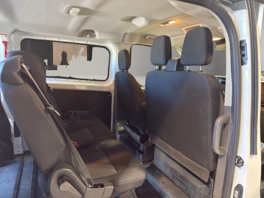 Ford Transit Custom 320 1.0 EcoBoost L1H1 PHEV Trend 9 Persoons | Airco | 20"| Stoelverwarm. | Sidebars | Led | Parks... ActivLease financial lease