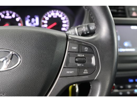 Hyundai i20 1.0 T-GDI Comfort | 1e Eigenaar! | Navi | Camera | Clima | Cruise Control | Parkeersensoren | DAB ActivLease financial lease