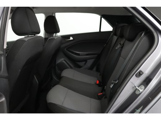Hyundai i20 1.0 T-GDI Comfort | 1e Eigenaar! | Navi | Camera | Clima | Cruise Control | Parkeersensoren | DAB ActivLease financial lease