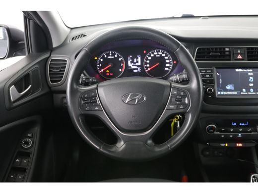 Hyundai i20 1.0 T-GDI Comfort | 1e Eigenaar! | Navi | Camera | Clima | Cruise Control | Parkeersensoren | DAB ActivLease financial lease