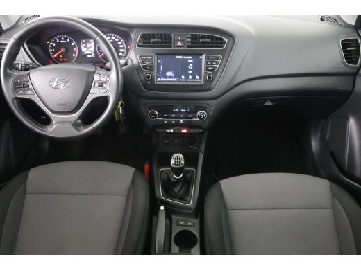 Hyundai i20 1.0 T-GDI Comfort | 1e Eigenaar! | Navi | Camera | Clima | Cruise Control | Parkeersensoren | DAB ActivLease financial lease