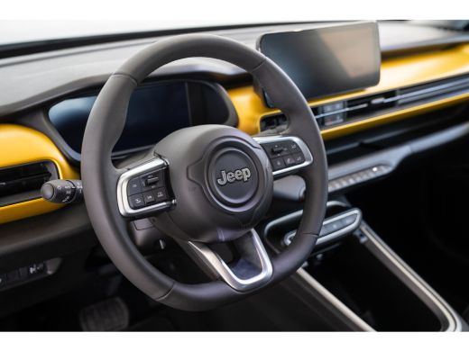 Jeep Avenger 1st Edition 54 kWh | SOH 96% | Camera | Elektrische Achterklep | Navigatie | Apple Carplay & Andr... ActivLease financial lease