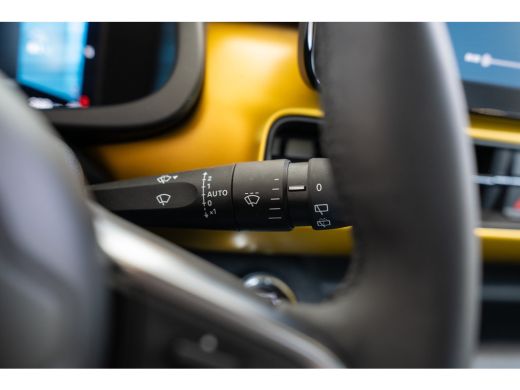 Jeep Avenger 1st Edition 54 kWh | SOH 96% | Camera | Elektrische Achterklep | Navigatie | Apple Carplay & Andr... ActivLease financial lease