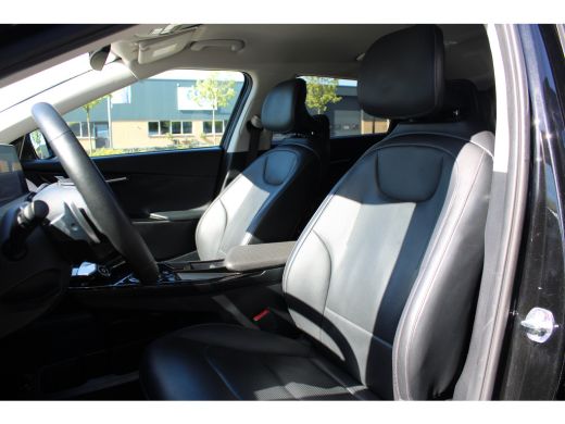 Kia EV6 Plus 58 kWh | Achteruitrijcamera | DAB ontvanger | Keyless entry ActivLease financial lease