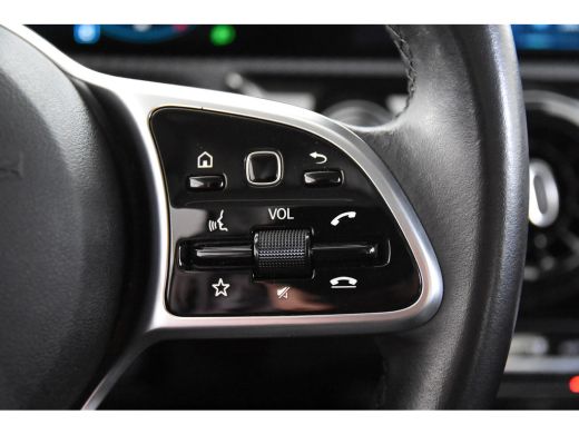 Mercedes-Benz A-Klasse 180 d Business Solution *1ste Eigenaar*Navigatie*Stoelverwarming*Camera* ActivLease financial lease