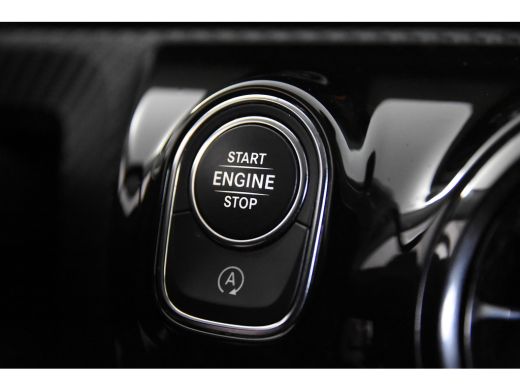 Mercedes-Benz A-Klasse 180 d Business Solution *1ste Eigenaar*Navigatie*Stoelverwarming*Camera* ActivLease financial lease