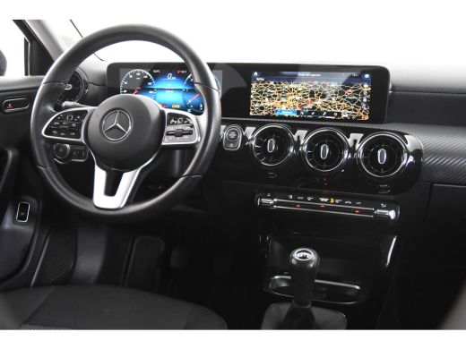 Mercedes-Benz A-Klasse 180 d Business Solution *1ste Eigenaar*Navigatie*Stoelverwarming*Camera* ActivLease financial lease