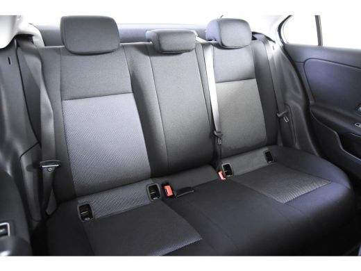 Mercedes-Benz A-Klasse 180 d Business Solution *1ste Eigenaar*Navigatie*Stoelverwarming*Camera* ActivLease financial lease