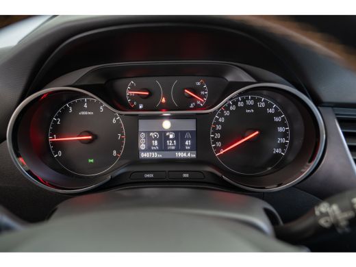 Opel Crossland X 1.2 Turbo Innovation | Navigatie | Parkeersensoren | Climate Controle | Apple Carplay & Android A... ActivLease financial lease