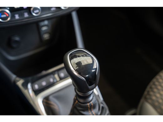Opel Crossland X 1.2 Turbo Innovation | Navigatie | Parkeersensoren | Climate Controle | Apple Carplay & Android A... ActivLease financial lease