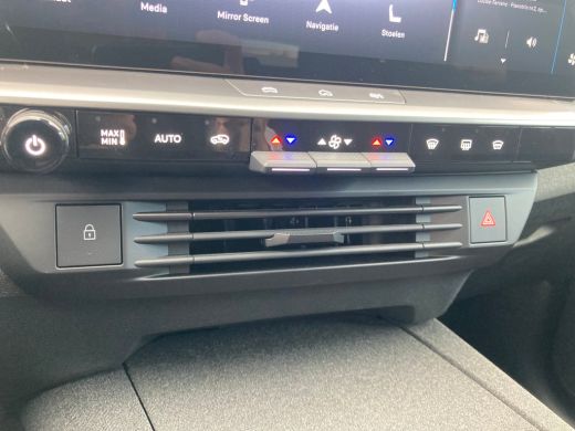 Opel Grandland 1.2 Turbo Hybrid eDCT 6-trapsautomaat 145pk GS | Draadloze telefoonlader (Inductie) | Elektronisc... ActivLease financial lease
