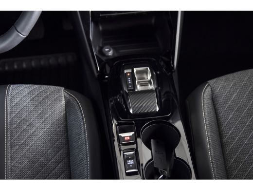 Peugeot 2008 1.2 PureTech 130 PK Allure - Automaat | Dig. Cockpit | Adapt. Cruise | Stoelverw. | Camera | PDC ... ActivLease financial lease