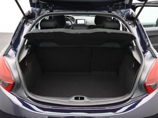 Peugeot 208 1.2 PureTech Blue Lease Active Cruise Control | Parkeersenosren Achter | Airco | Navigatie | Star... ActivLease financial lease