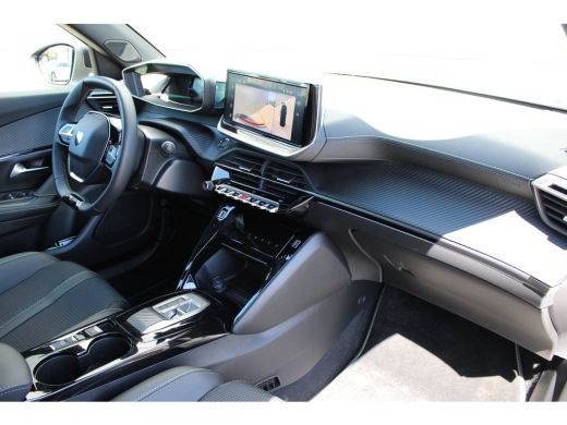 Peugeot e-2008 EV GT Avantage 54 kWh | Fase 3 laden | Navigatie | Camera voor + achter | Apple carplay | NL auto... ActivLease financial lease