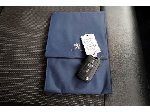Peugeot Expert 1.5 BlueHDI 120pk Standard Premium Airco/Navi/Camera/2x Schuifdeur 04-2021 ActivLease financial lease