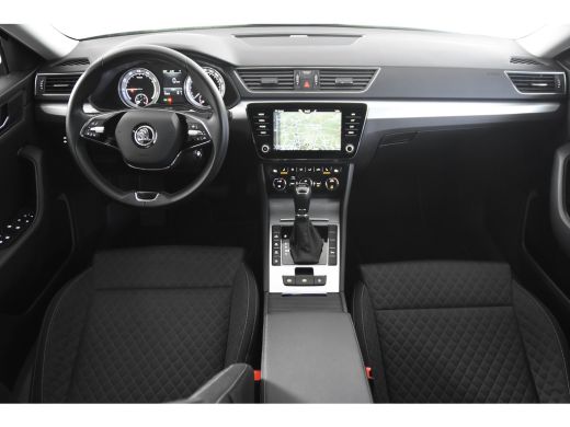 Skoda Superb Combi 1.4 TSI iV *1ste Eigenaar*Navigatie*Stoelverwarming*Camera*Carplay* ActivLease financial lease