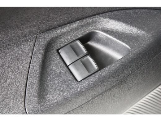 Toyota Aygo 1.0 VVT-i x-nav | Navigatie | Achteruitrijcamera | Cruise control | Elektrische ramen voor | ActivLease financial lease