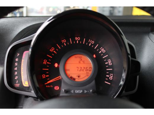 Toyota Aygo 1.0 VVT-i x-nav | Navigatie | Achteruitrijcamera | Cruise control | Elektrische ramen voor | ActivLease financial lease