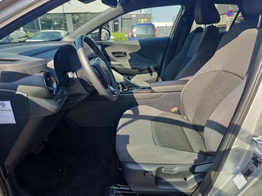Toyota C-HR 1.8 Hybrid 140 Dynamic (Parkeersensoren - Dode Hoek sensor) ActivLease financial lease
