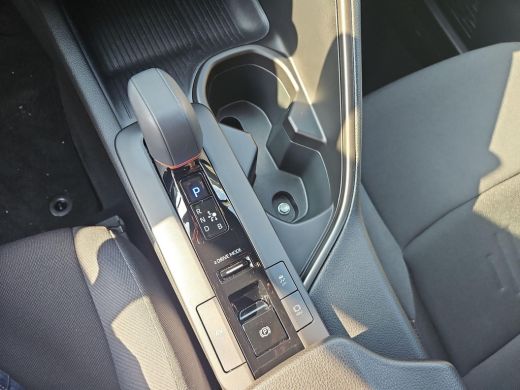 Toyota C-HR 1.8 Hybrid 140 Dynamic (Parkeersensoren - Dode Hoek sensor) ActivLease financial lease