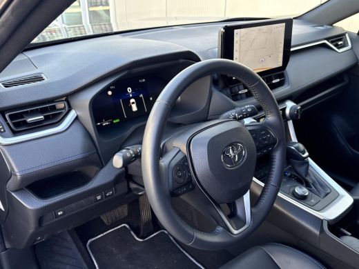 Toyota RAV4 2.5 Hybrid AWD Style **STOELVERWARMING/ TREKHAAK/ PARKEERSENSOREN** ActivLease financial lease