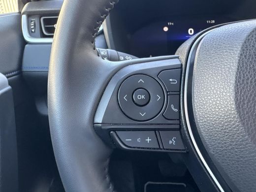 Toyota RAV4 2.5 Hybrid AWD Style **STOELVERWARMING/ TREKHAAK/ PARKEERSENSOREN** ActivLease financial lease