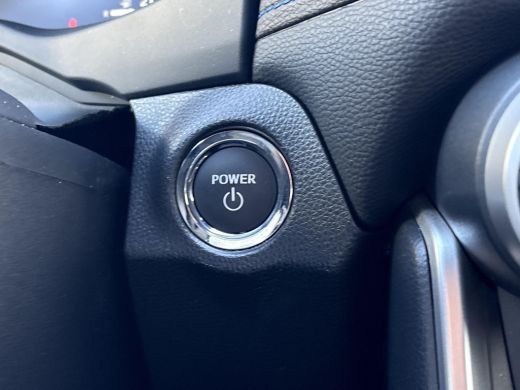 Toyota RAV4 2.5 Hybrid AWD Style **STOELVERWARMING/ TREKHAAK/ PARKEERSENSOREN** ActivLease financial lease
