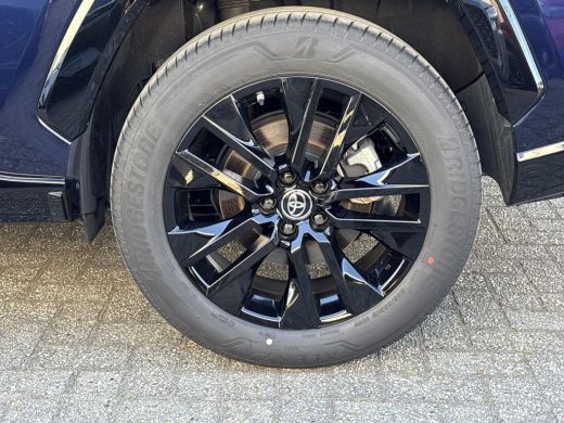 Toyota RAV4 2.5 Hybrid AWD Style **STOELVERWARMING/ TREKHAAK/ PARKEERSENSOREN** ActivLease financial lease