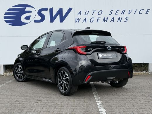 Toyota Yaris 1.5 Hybrid Dynamic | Trekhaak | CarPlay | ACC | Camera | Keyless | 16 inch ActivLease financial lease