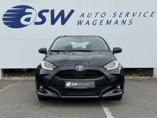 Toyota Yaris 1.5 Hybrid Dynamic | Trekhaak | CarPlay | ACC | Camera | Keyless | 16 inch ActivLease financial lease