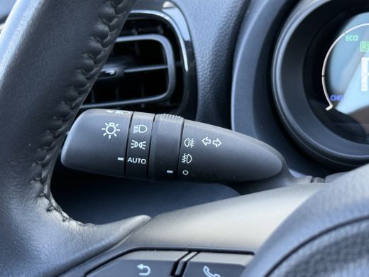 Toyota Yaris 1.5 Hybrid Tokyo Spirit | ACC | Carplay | LED | Camera | Clima ActivLease financial lease