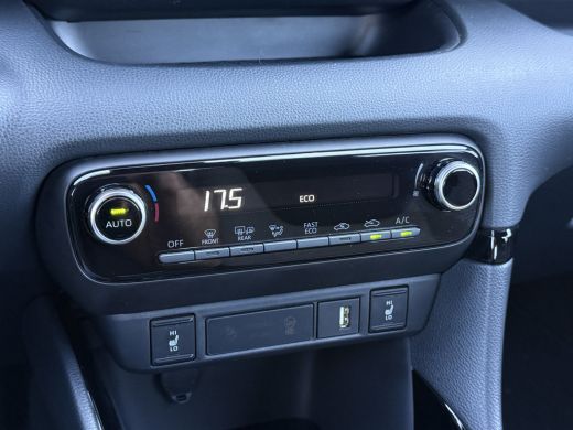 Toyota Yaris 1.5 Hybrid Tokyo Spirit | ACC | Carplay | LED | Camera | Clima ActivLease financial lease