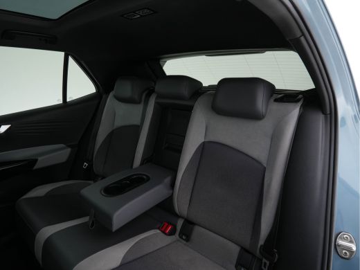 Volkswagen ID.3 Pro 58 kWh [ 3-Fase ] (INCL.BTW) *PANO | HEAD-UP | ADAPTIVE-CRUISE | BLINDSPOT | FULL-LED | HEATE... ActivLease financial lease