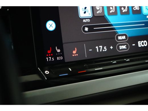 Volkswagen Multivan 1.4 eHybrid L2H1 | Pano-Dak | Adaptive Cruise | Trekhaak | Stoelverwarming | Camera ActivLease financial lease