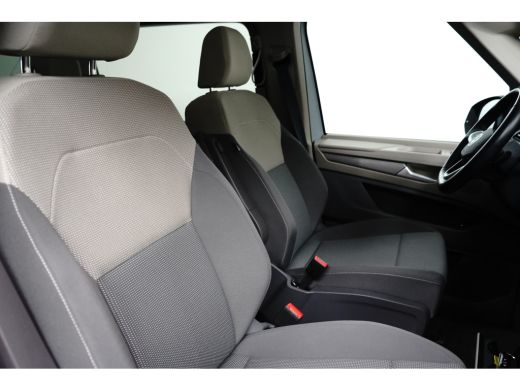 Volkswagen Multivan 1.4 eHybrid L2H1 | Pano-Dak | Adaptive Cruise | Trekhaak | Stoelverwarming | Camera ActivLease financial lease