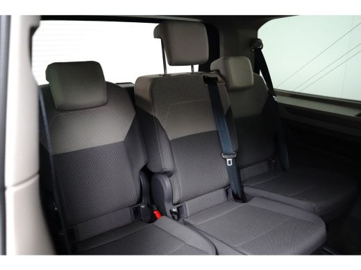Volkswagen Multivan 1.4 eHybrid L2H1 | Pano-Dak | Adaptive Cruise | Trekhaak | Stoelverwarming | Camera ActivLease financial lease