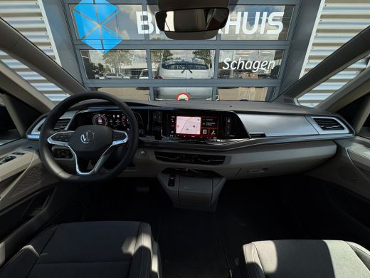 Volkswagen Multivan eHybrid 4MOTION L2 | Bulli | Glazen Dak | Trekhaak | 4 Seizoenen banden | Vis-A-Vis | IQ-Light ActivLease financial lease