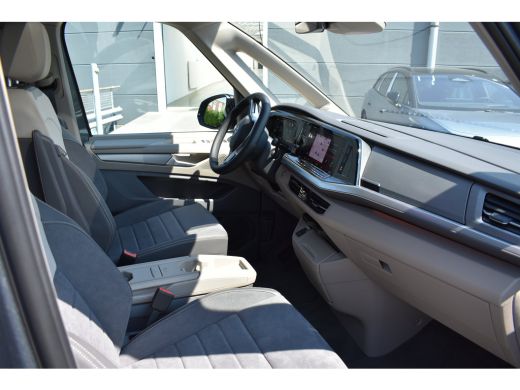 Volkswagen Multivan Bulli eHybrid lang 4MOTION |  Verlaagd dynamisch onderstel | 'App-Connect' draadloze smartphone i... ActivLease financial lease