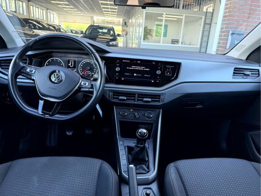 Volkswagen Polo 1.0 TSI Comfortline Camera, App Connect, Navi ActivLease financial lease